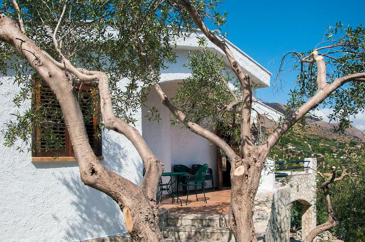 Villa Mediterranea สโกเปลโล ภายนอก รูปภาพ
